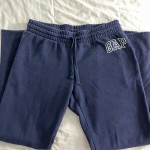 Women’s GAP joggers
